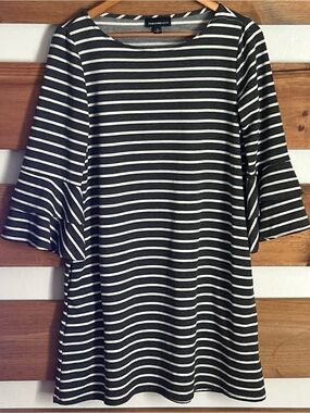 black cocktail dress long sleeve L